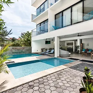 https://velas-condos-2.quintano-roohotels.com